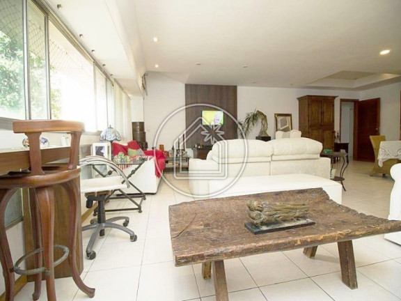 Imagem Apartamento com 3 Quartos à Venda, 200 m² em Ipanema - Rio De Janeiro Imagem Apartamento com 3 Quartos à Venda, 200 m² em Ipanema - Rio De Janeiro