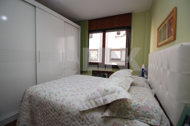 Imagem Apartamento com 1 Quarto à Venda, 50 m² em Auxiliadora - Porto Alegre Imagem Apartamento com 1 Quarto à Venda, 50 m² em Auxiliadora - Porto Alegre