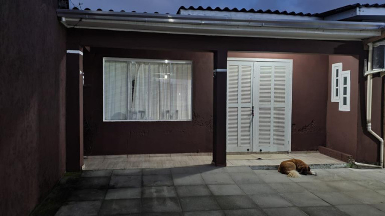 Imagem Casa com 4 Quartos à Venda, 225 m² em Capão Novo - Capao Da Canoa Imagem Casa com 4 Quartos à Venda, 225 m² em Capão Novo - Capao Da Canoa