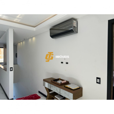Imagem Casa com 2 Quartos à Venda, 180 m² em Tabuleiro - Camboriú Imagem Casa com 2 Quartos à Venda, 180 m² em Tabuleiro - Camboriú