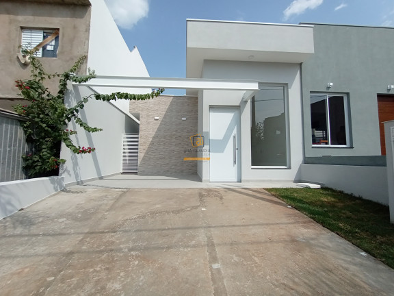 Casa com 3 Quartos à Venda,  em Portal Dos Sabiás - Itu