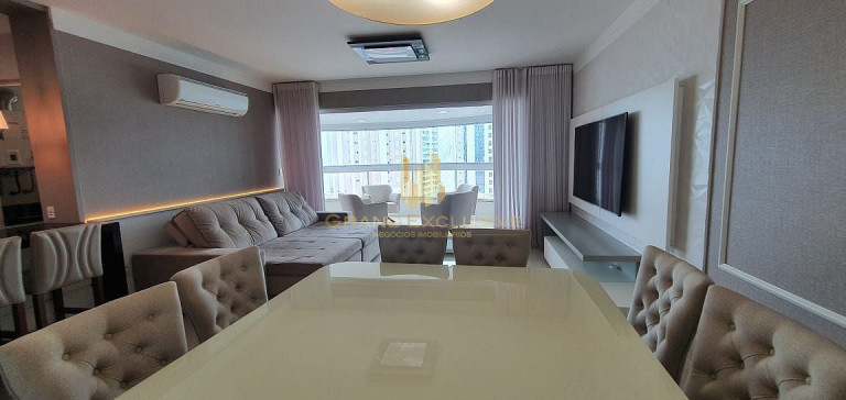 Imagem Apartamento com 3 Quartos à Venda, 110 m² em Centro - Balneário Camboriú Imagem Apartamento com 3 Quartos à Venda, 110 m² em Centro - Balneário Camboriú