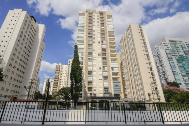 Imóvel com 1 Quarto à Venda, 69 m² em Santo Amaro - São Paulo