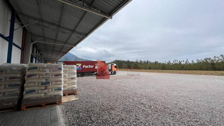 Imagem Galpão para Alugar, 2.750 m² em Limoeiro - Itajaí Imagem Galpão para Alugar, 2.750 m² em Limoeiro - Itajaí