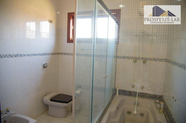 Imagem Casa com 6 Quartos à Venda, 650 m² em Portal Dos Gramados - Guarulhos Imagem Casa com 6 Quartos à Venda, 650 m² em Portal Dos Gramados - Guarulhos