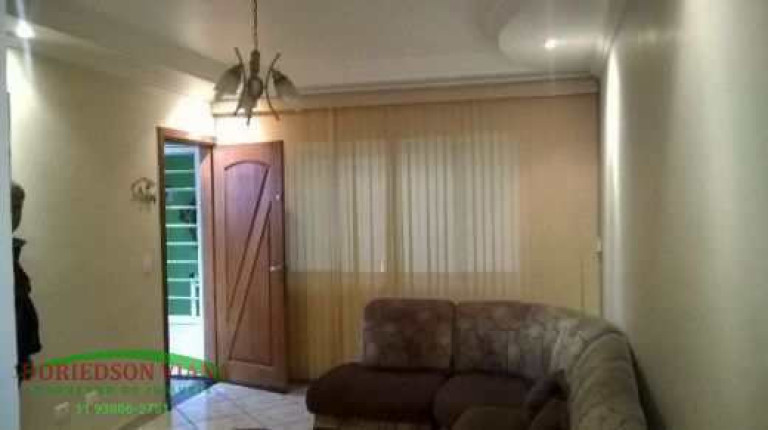 Imagem Sobrado com 3 Quartos à Venda, 200 m² em Picanço - Guarulhos