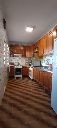 Imagem Casa com 3 Quartos à Venda, 212 m² em Nonoai - Porto Alegre Imagem Casa com 3 Quartos à Venda, 212 m² em Nonoai - Porto Alegre