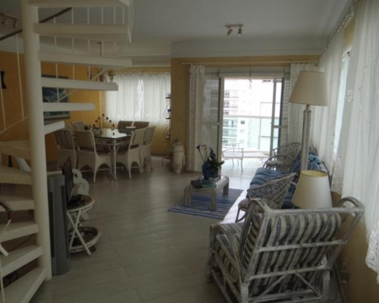 Imagem Imóvel com 3 Quartos à Venda, 300 m² em Pitangueiras - Guarujá Imagem Imóvel com 3 Quartos à Venda, 300 m² em Pitangueiras - Guarujá