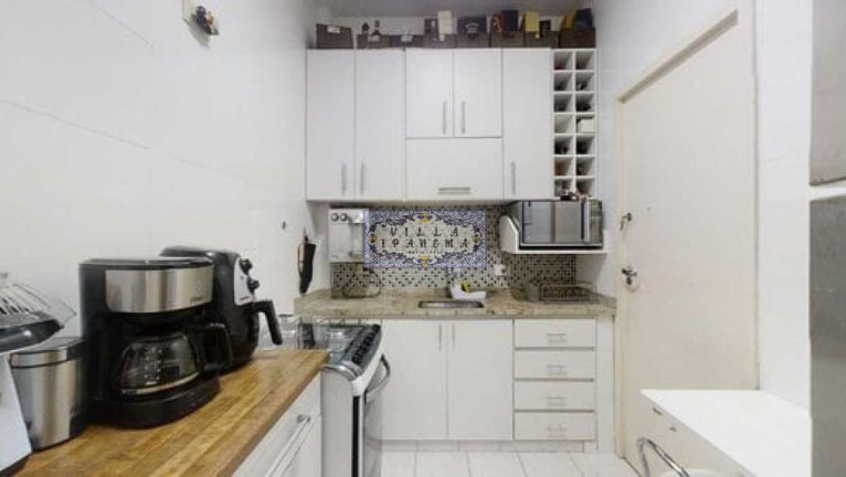Imagem Apartamento com 2 Quartos à Venda, 71 m² em Lagoa - Rio De Janeiro Imagem Apartamento com 2 Quartos à Venda, 71 m² em Lagoa - Rio De Janeiro