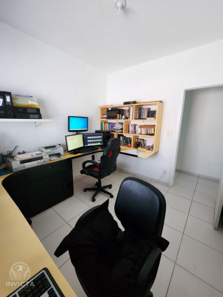 Imagem Apartamento com 2 Quartos à Venda, 65 m² em Centro - Balneário Camboriú