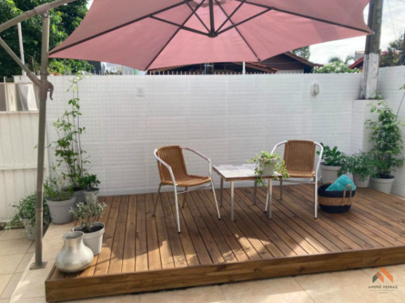 Imagem Casa com 3 Quartos à Venda, 150 m²