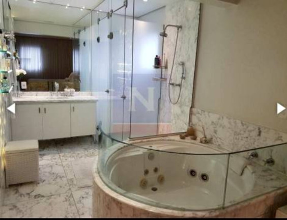 Imagem Imóvel com 3 Quartos à Venda, 220 m² em Campo Belo - São Paulo