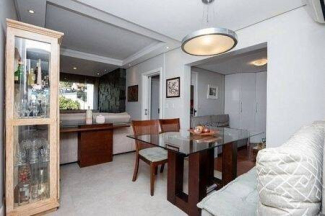 Imagem Apartamento com 2 Quartos à Venda, 71 m² em Petrópolis - Porto Alegre