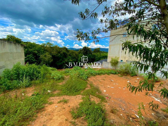 Imagem Terreno à Venda, 304 m² em Centro - Extrema Imagem Terreno à Venda, 304 m² em Centro - Extrema