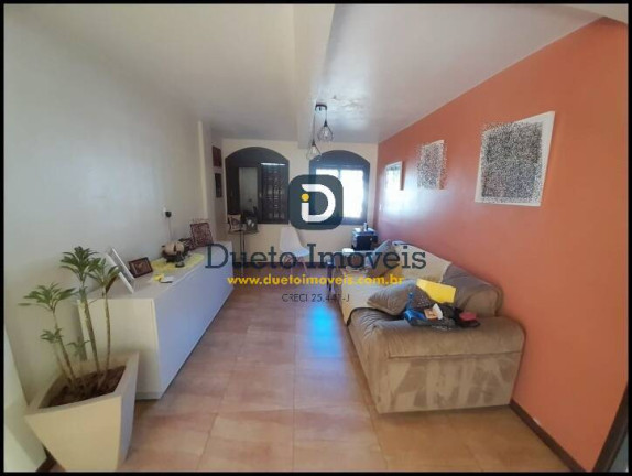 Imagem Casa com 4 Quartos à Venda,  em Nossa Senhora Medianeira - Santa Maria
