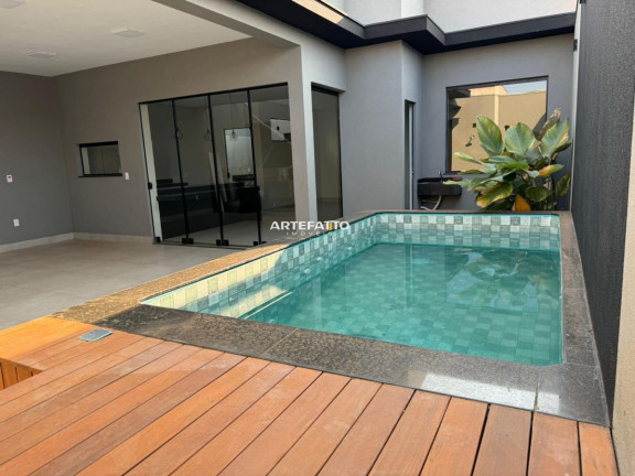 Imagem Casa com 3 Quartos à Venda, 180 m² Imagem Casa com 3 Quartos à Venda, 180 m²