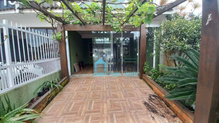 Imagem Sobrado com 3 Quartos à Venda, 180 m² em Centro - Tramandaí