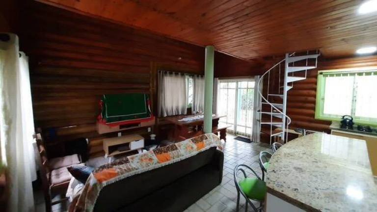 Imagem Casa com 2 Quartos à Venda, em Campeche - Florianópolis Imagem Casa com 2 Quartos à Venda, em Campeche - Florianópolis