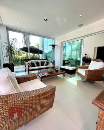 Imagem Casa com 4 Quartos à Venda, 693 m² em Alphaville - Santana De Parnaíba Imagem Casa com 4 Quartos à Venda, 693 m² em Alphaville - Santana De Parnaíba