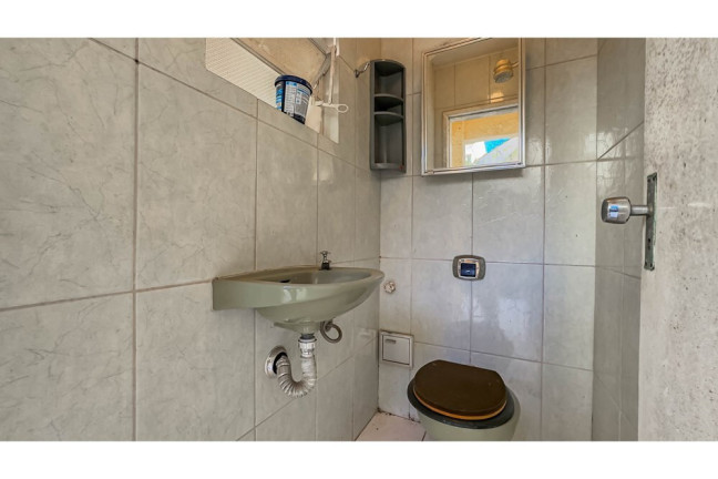 Imagem Casa com 4 Quartos à Venda, 245 m² em Petrópolis - Porto Alegre Imagem Casa com 4 Quartos à Venda, 245 m² em Petrópolis - Porto Alegre