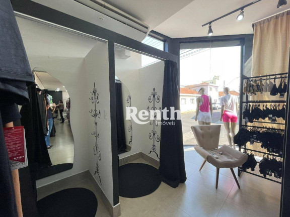 Imagem Casa com 3 Quartos à Venda, 400 m² em Santana - Rio Claro Imagem Casa com 3 Quartos à Venda, 400 m² em Santana - Rio Claro