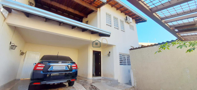 Imagem Casa com 3 Quartos à Venda, 236 m² em Jardim Delta - Londrina Imagem Casa com 3 Quartos à Venda, 236 m² em Jardim Delta - Londrina