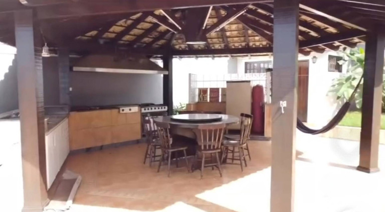 Imagem Chácara com 4 Quartos à Venda, 1.000 m² em São João Da Boa Vista Imagem Chácara com 4 Quartos à Venda, 1.000 m² em São João Da Boa Vista