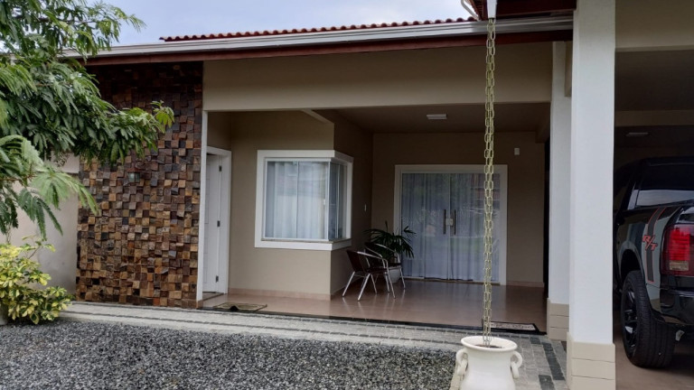 Imagem Casa com 4 Quartos à Venda, 284 m² em Espinheiros - Joinville