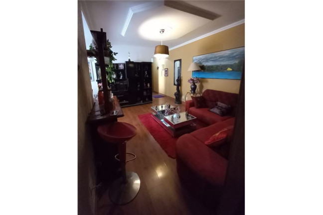 Imagem Imóvel com 3 Quartos à Venda, em Jardim Itu - Porto Alegre Imagem Imóvel com 3 Quartos à Venda, em Jardim Itu - Porto Alegre