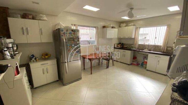 Imagem Casa com 4 Quartos à Venda, 200 m² em Ponta Da Praia - Santos