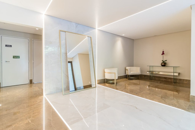 Imagem Apartamento com 3 Quartos à Venda, 178 m² em Rio Branco - Porto Alegre Imagem Apartamento com 3 Quartos à Venda, 178 m² em Rio Branco - Porto Alegre