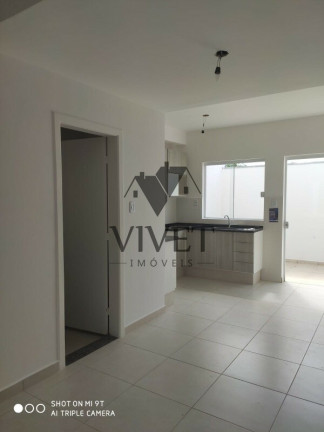 Imagem Casa de Condomínio com 2 Quartos à Venda, 60 m² em Vila Barão - Sorocaba