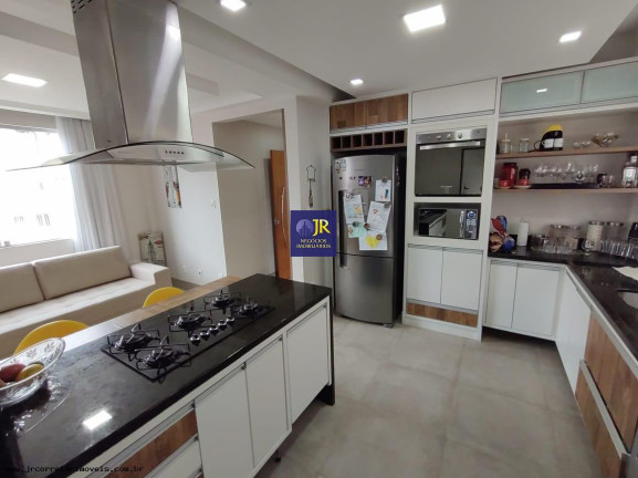 Imagem Apartamento com 3 Quartos à Venda, 150 m² em Itapoã - Vila Velha