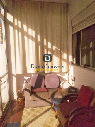 Imagem Casa com 3 Quartos à Venda, 158 m² em Centro - Santa Maria