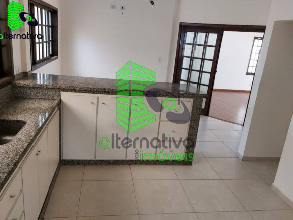 Imagem Casa com 3 Quartos à Venda, 450 m² em Taubaté Village - Taubaté