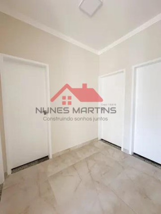 Casa com 3 Quartos à Venda, 250 m² em Bosque Dos Eucaliptos - São José Dos Campos