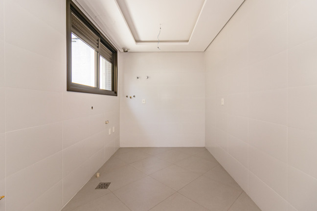 Imagem Imóvel com 3 Quartos à Venda, 169 m² em Petrópolis - Porto Alegre Imagem Imóvel com 3 Quartos à Venda, 169 m² em Petrópolis - Porto Alegre