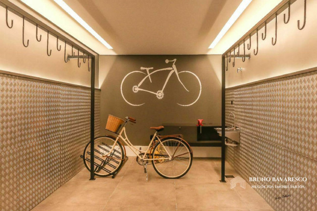 Imagem Apartamento com 4 Quartos à Venda, 256 m² em Moinhos De Vento - Porto Alegre Imagem Apartamento com 4 Quartos à Venda, 256 m² em Moinhos De Vento - Porto Alegre