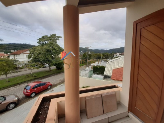 Imagem Casa com 4 Quartos à Venda, 320 m² em Córrego Grande - Florianópolis