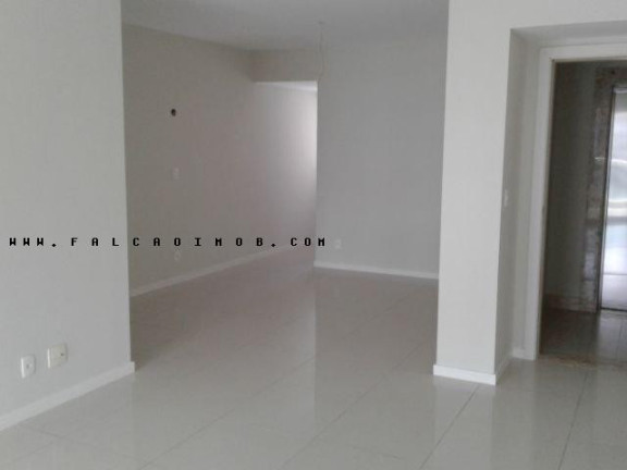 Imagem Apartamento com 4 Quartos à Venda, 155 m² Imagem Apartamento com 4 Quartos à Venda, 155 m²