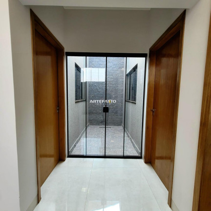 Imagem Casa com 2 Quartos à Venda, 126 m² Imagem Casa com 2 Quartos à Venda, 126 m²