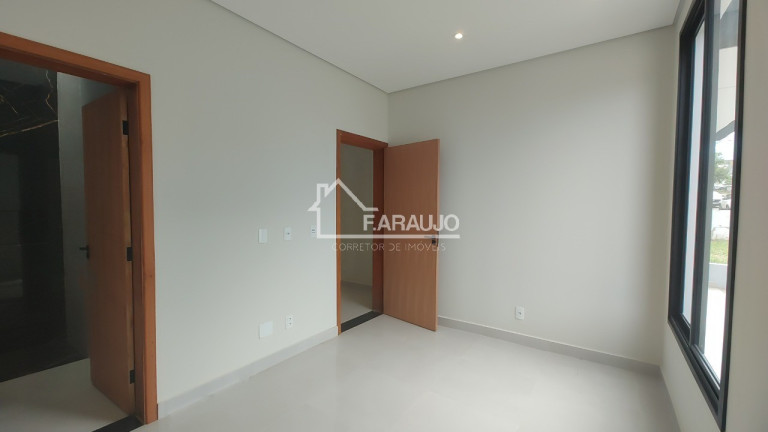 Imagem Imóvel com 3 Quartos à Venda, em Cajuru Do Sul - Sorocaba Imagem Imóvel com 3 Quartos à Venda, em Cajuru Do Sul - Sorocaba