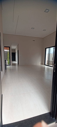 Imagem Casa com 3 Quartos à Venda, 210 m² em Condomínio Belvedere - Cuiabá Imagem Casa com 3 Quartos à Venda, 210 m² em Condomínio Belvedere - Cuiabá