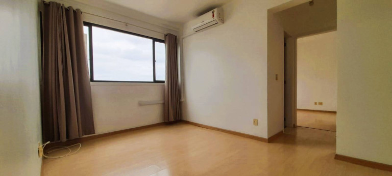 Imagem Apartamento com 2 Quartos à Venda, 54 m² em Santana - Porto Alegre Imagem Apartamento com 2 Quartos à Venda, 54 m² em Santana - Porto Alegre