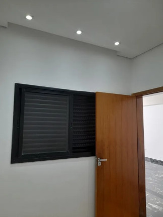 Imagem Casa com 3 Quartos à Venda, 110 m² em Horto Florestal - Sorocaba Imagem Casa com 3 Quartos à Venda, 110 m² em Horto Florestal - Sorocaba