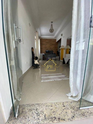 Imagem Sobrado com 4 Quartos à Venda, 200 m² em Boqueirão - Santos