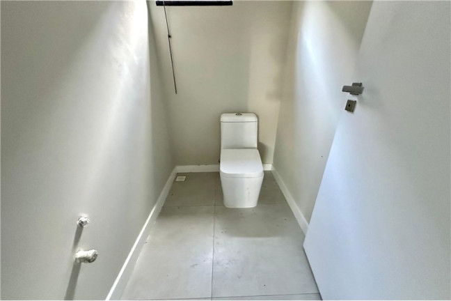 Imagem Casa com 3 Quartos à Venda, 264 m² em Nações - Balneário Camboriú Imagem Casa com 3 Quartos à Venda, 264 m² em Nações - Balneário Camboriú