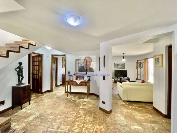 Imagem Casa com 4 Quartos à Venda, 478 m² em Centro - Embu Das Artes