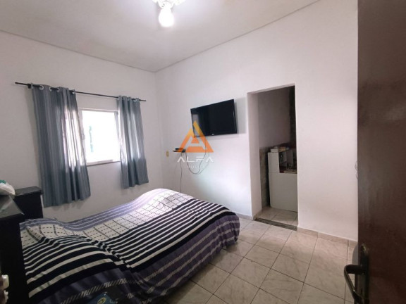 Imagem Casa com 3 Quartos à Venda, 145 m² Imagem Casa com 3 Quartos à Venda, 145 m²