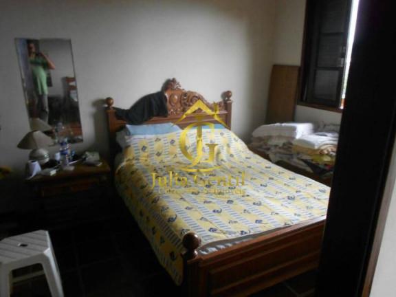 Imagem Sobrado com 5 Quartos à Venda, 300 m² Imagem Sobrado com 5 Quartos à Venda, 300 m²